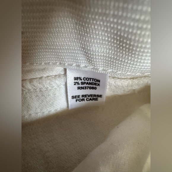 CATO White Capri Jeans Pants with Pockets Womens size 8 - Picture 3 of 5